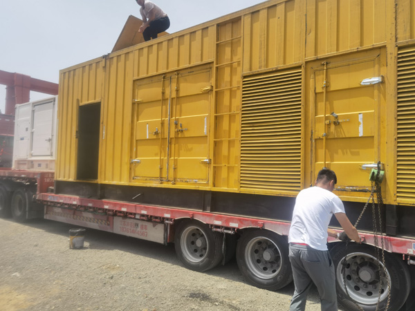 夷陵除了负载情况和发动机维护,还有哪些因素会影响 200kw 柴油发电机的油耗?